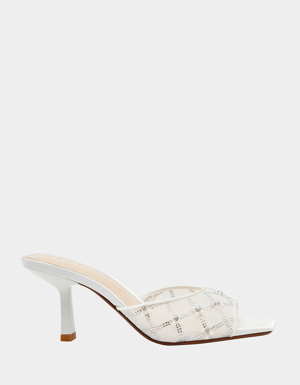 BETSEY-JOHNSON_SHOES_SB-EMM_IVORY_SIDE