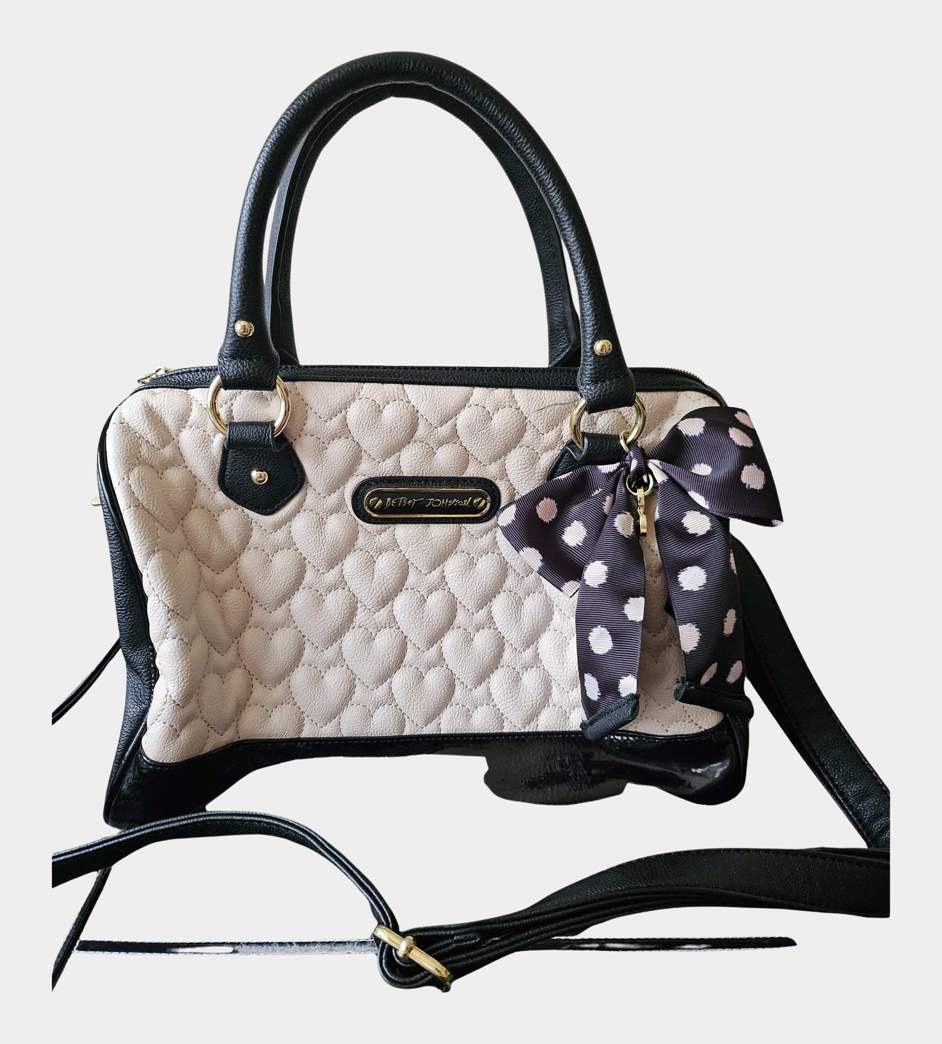 adcd8a0c-6538-49c0-878b-38b1bf3b2d5e